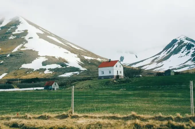 Aventure hivernale en Islande : que faire et voir sous la neige ?