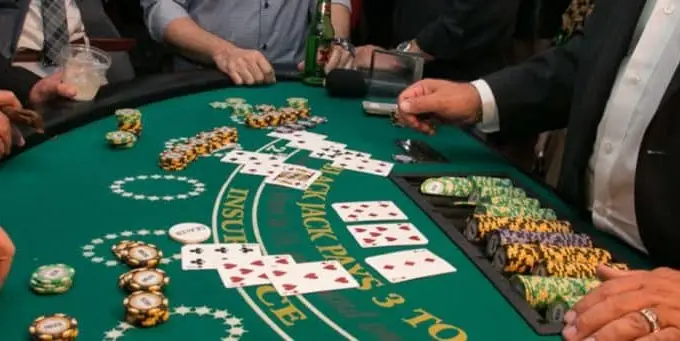 Blackjack : quel est son avantage ?