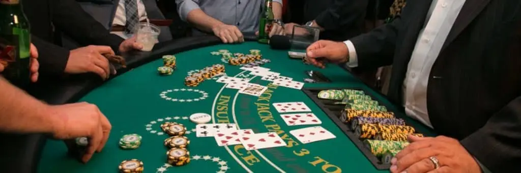 Blackjack : quel est son avantage ?