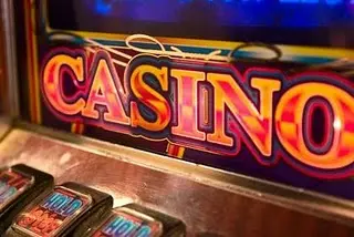 Casino en ligne : ne bougez plus