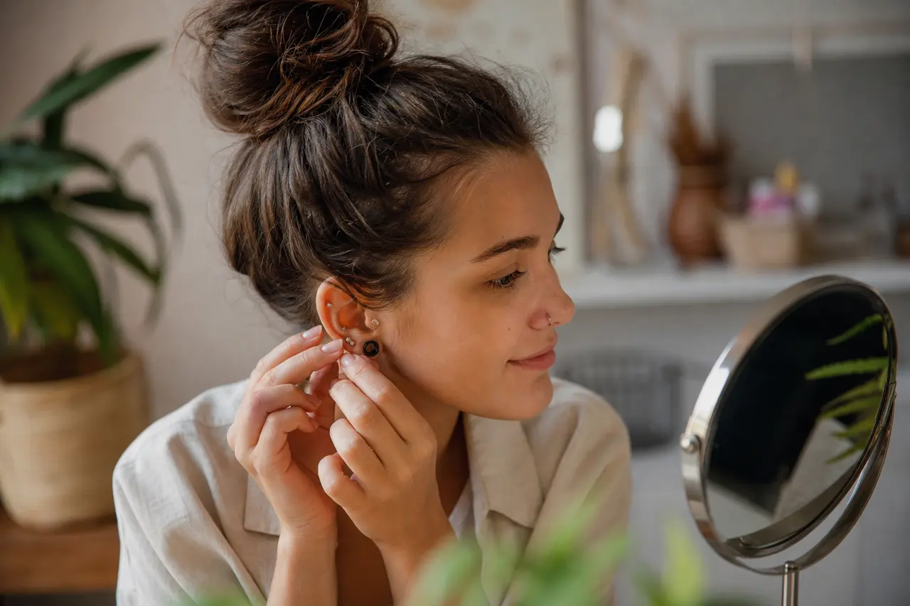 Combien de temps attendre après un piercing avant de changer de bijou ?