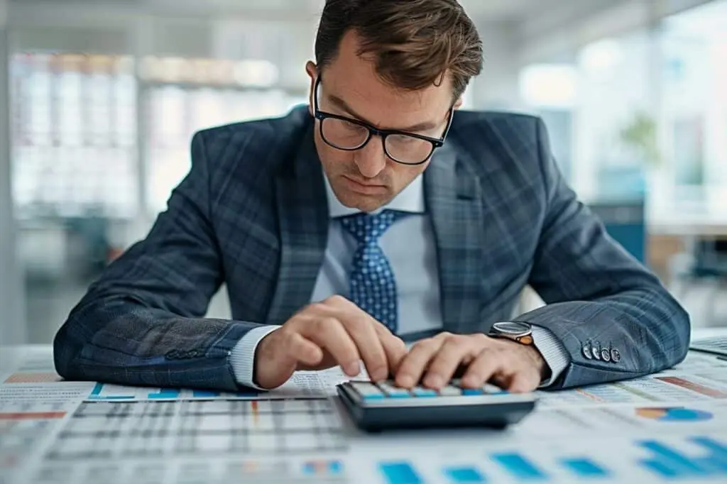Comment calculer un taux d’intérêt comme un pro en 3 étapes faciles ?