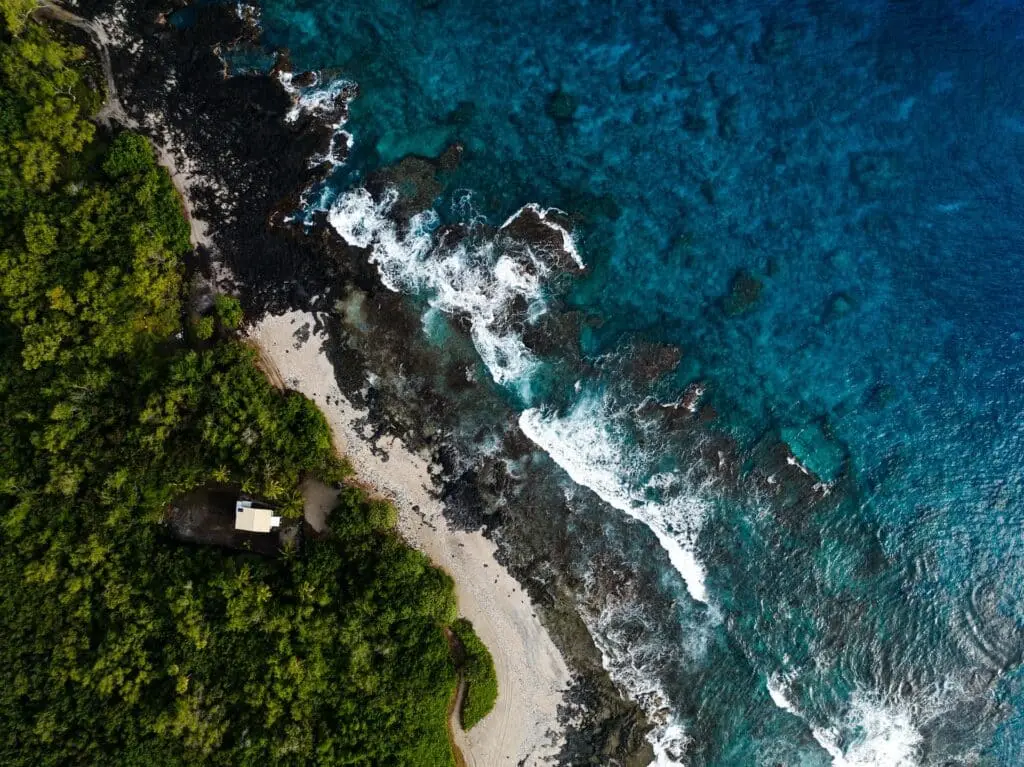 Comment les îles éphémères de l’océan Pacifique inspirent-elles les écrivains ?