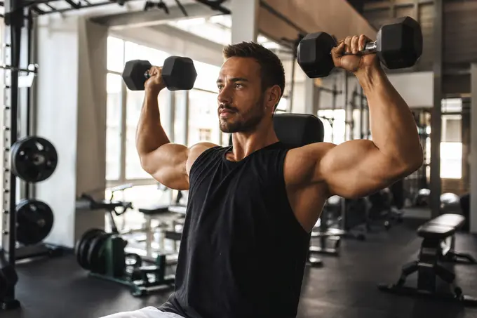 Comment se muscler les épaules?