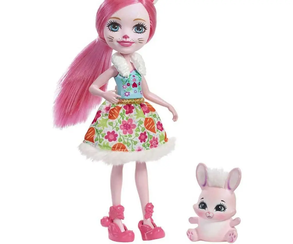 Mini poupée : est-elle serviable ?