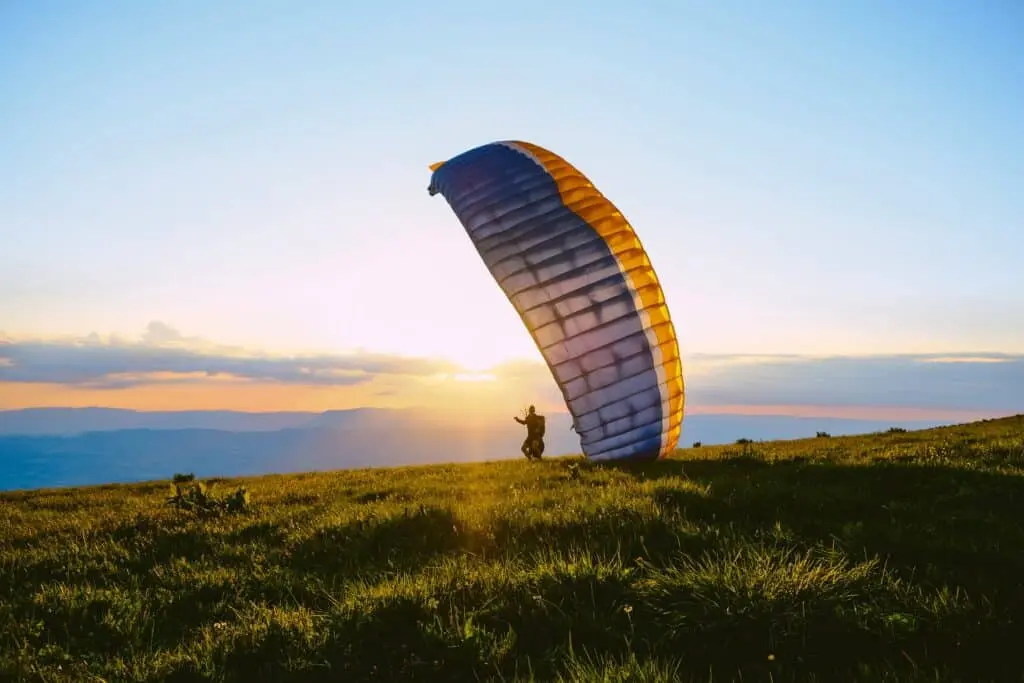 Où faire un baptême en parapente en alsace et quelle est la meilleure saison ?