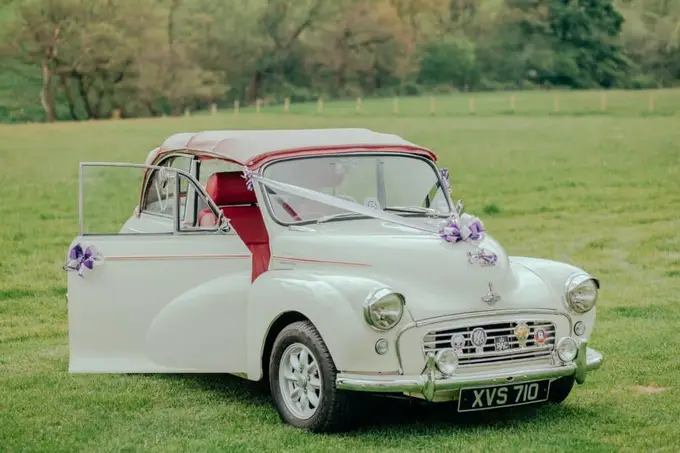 Quelles sont les idées originales pour la décoration d’une voiture de mariage ?